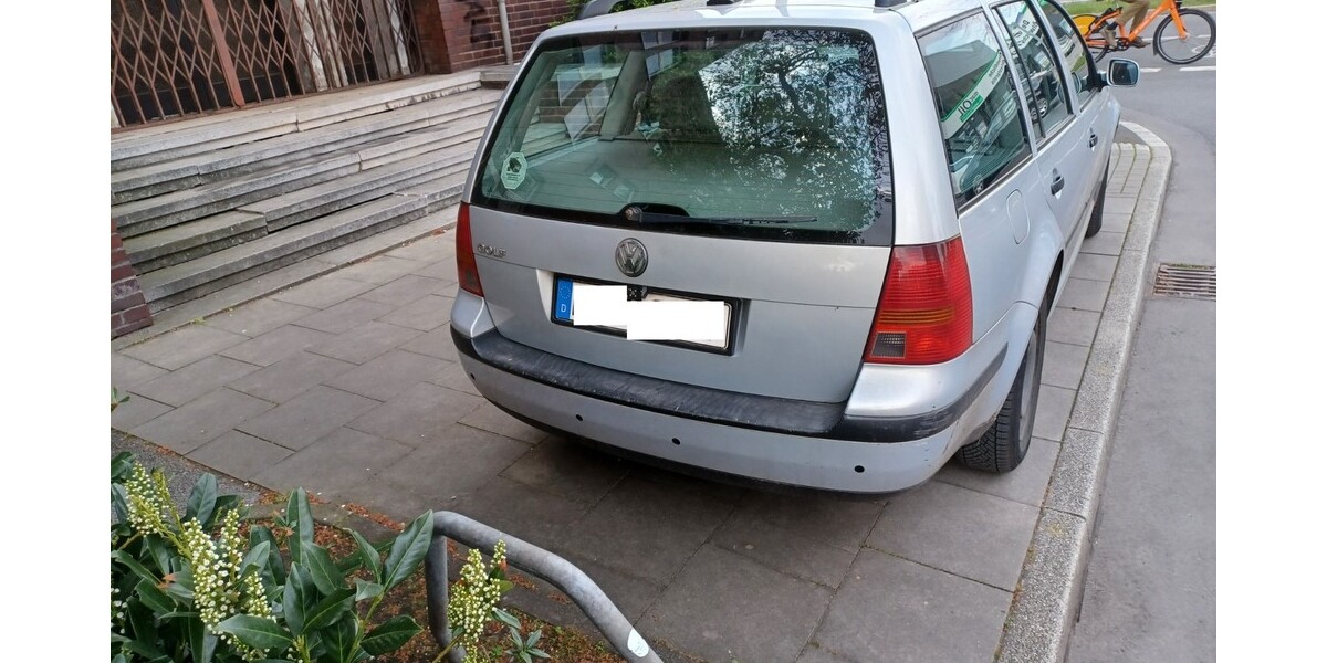 VW Golf 220.000 km 1.500 &euro; Essen 45121