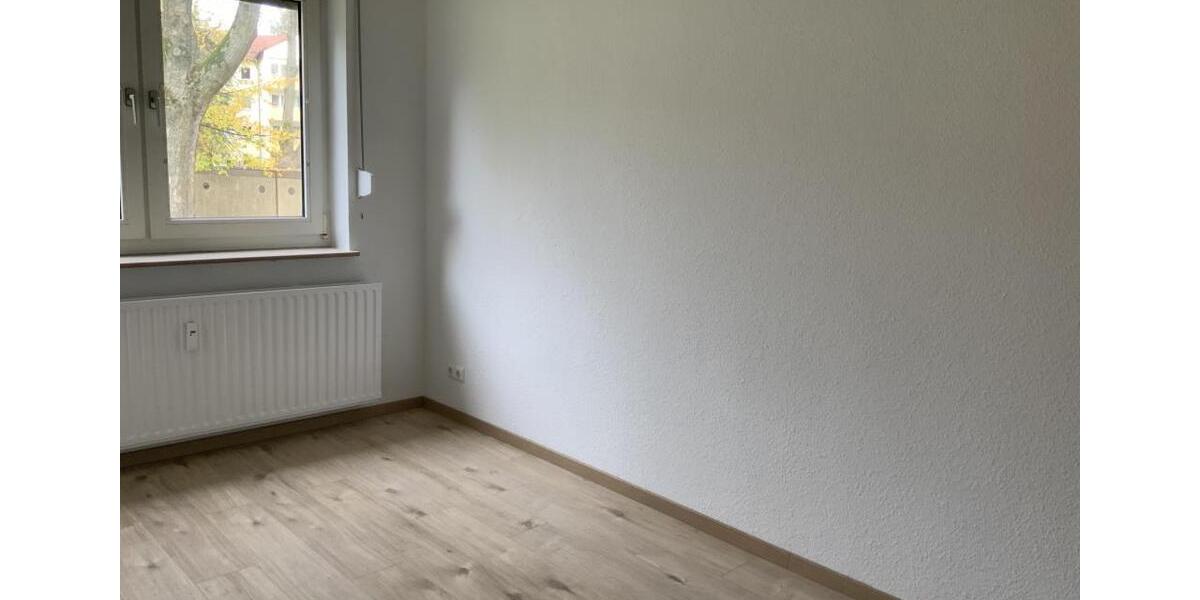 Erdgeschoßwohnung Gelsenkirchen Gelsenkirchen-Nord - 3.5 Zimmer, 64 m&sup2;, 439&euro; | Angebot:24754993