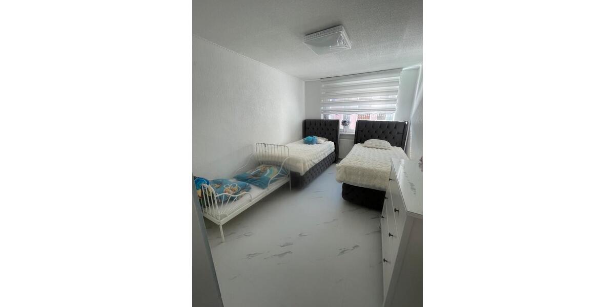Etagenwohnung Essen Frillendorf - 3 Zimmer, 78 m&sup2;, 800&euro; | Angebot:26441269