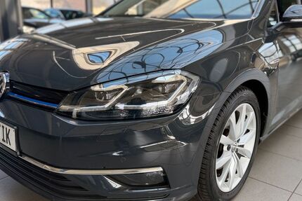 VW Golf 153.100 km 13.890 &euro; Bottrop 46236