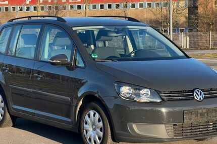 VW Touran 126.200 km 5.950 &euro; Essen 45356