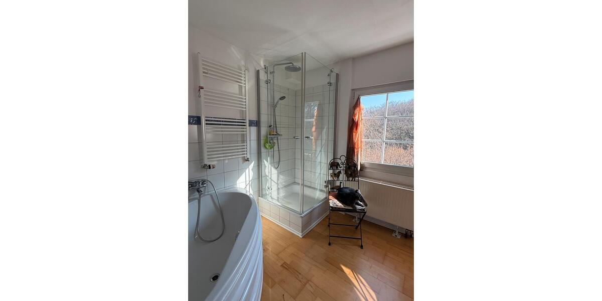 Einfamilienhaus Witten Herbede - 5 Zimmer, 143 m&sup2;, 680.000&euro; | Angebot:25843099