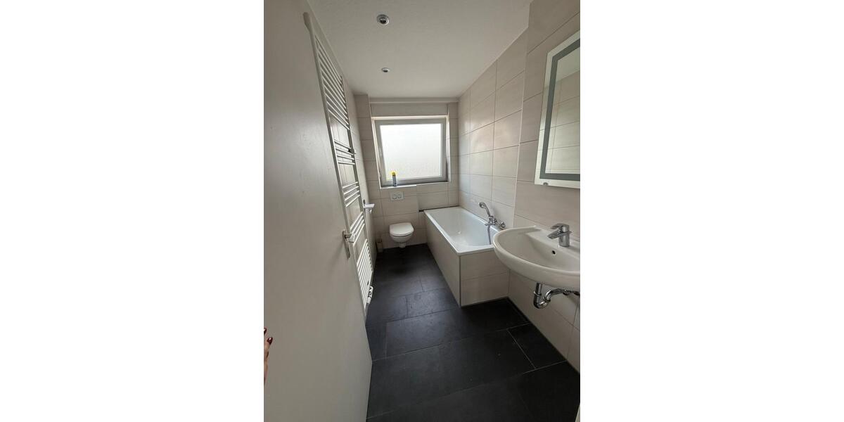 Etagenwohnung Recklinghausen Berghausen - 3 Zimmer, 82 m&sup2;, 690&euro; | Angebot:26683009