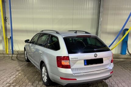 Skoda Octavia 294.100 km 5.200 &euro; Dortmund 44147