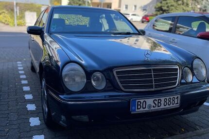 Mercedes-Benz 240 147.000 km 3.500 &euro; Bochum 44805