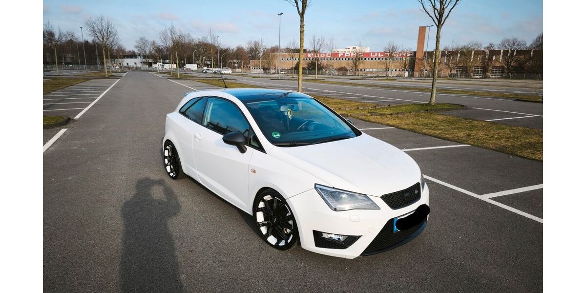 Seat Ibiza 332.000 km 2.500 &euro; Essen 45356