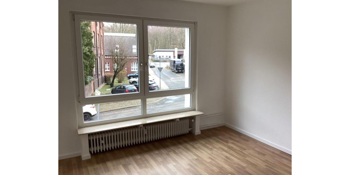 Etagenwohnung Gelsenkirchen Ückendorf - 4 Zimmer, 70 m&sup2;, 623&euro; | Angebot:24268847
