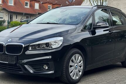 BMW 218 143.305 km 11.900 &euro; Essen 45327