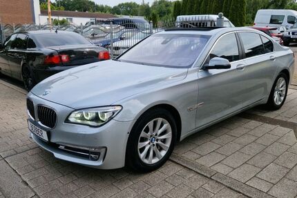 BMW 750 127.760 km 22.990 &euro; Herten 45701