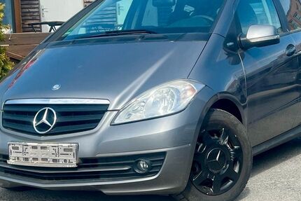 Mercedes-Benz A 160 211.869 km 999 &euro; Gelsenkirchen 45884