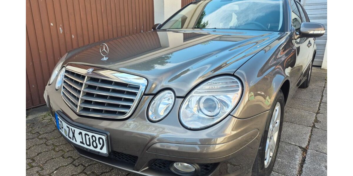 Mercedes-Benz E 220 303.000 km 2.990 &euro; Sprockhövel 45549