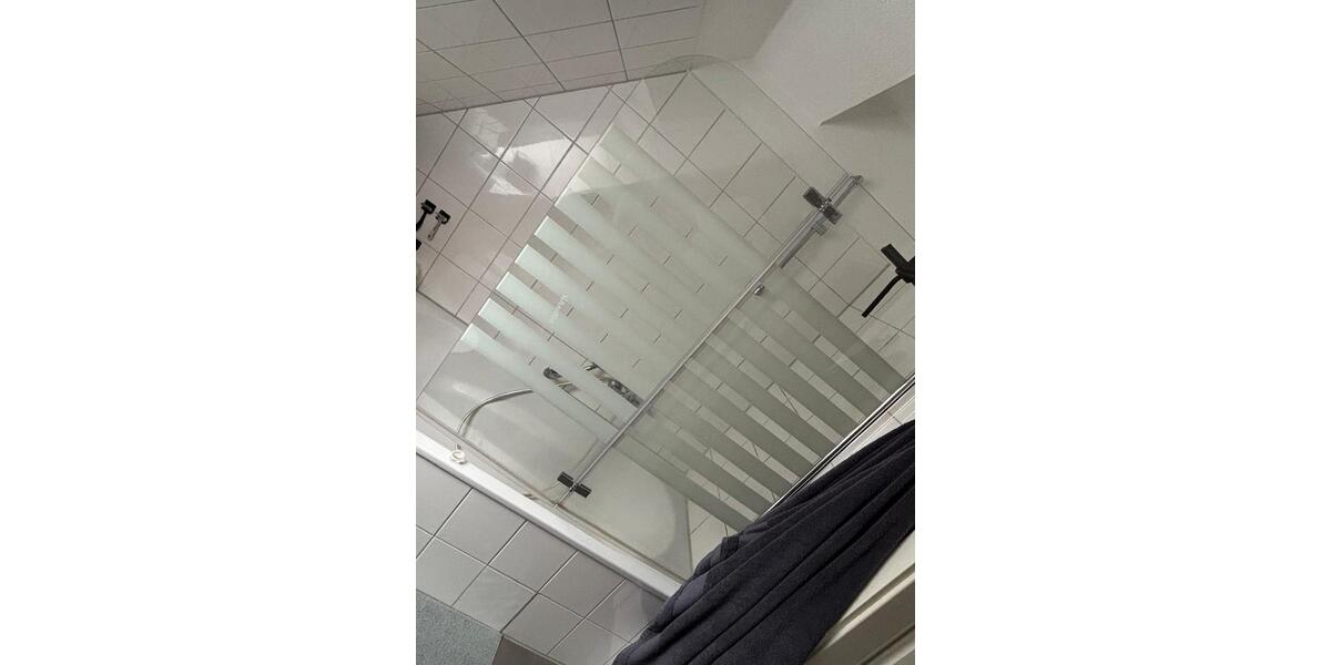 Dachgeschoßwohnung Essen Stadtbezirk IV - 3 Zimmer, 81 m&sup2;, 830&euro; | Angebot:26019126