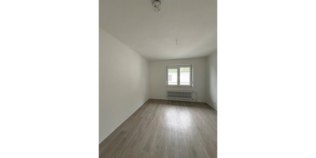 Erdgeschoßwohnung Essen Stadtbezirk V - 2.5 Zimmer, 46 m&sup2;, 485&euro; | Angebot:25291955