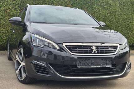 Peugeot 308 184.000 km 8.900 &euro; Essen 45356