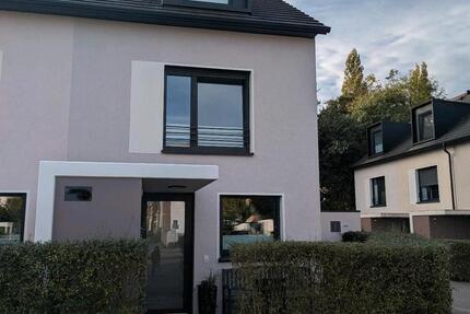 Haus Recklinghausen König Ludwig - 5.5 Zimmer, 145 m&sup2;, 475.000&euro; | Angebot:24681005