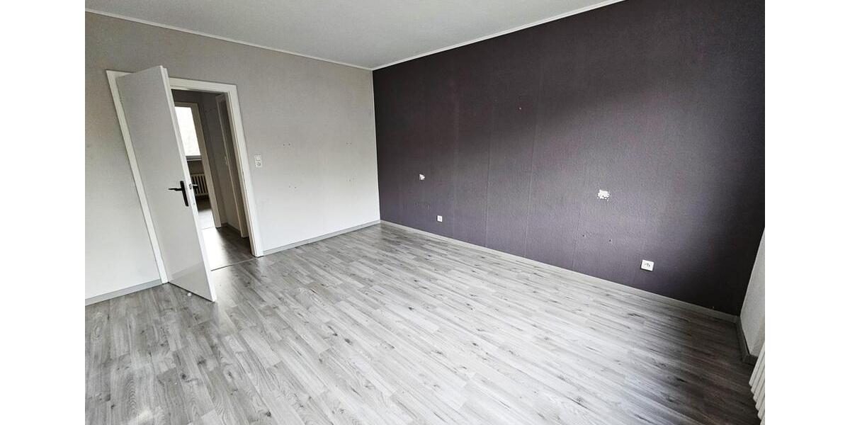 Etagenwohnung Bochum Altenbochum - 3 Zimmer, 80 m&sup2;, 670&euro; | Angebot:25974802