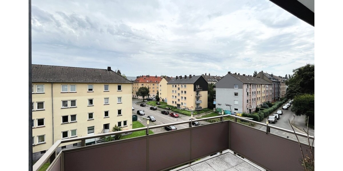 Familien aufgepasst! Geräumige 6-Zimmer-Etagenwohnung mit 2 Bädern & 2 Balkonen am Dortmund Hafen - Etagenwohnung Dortmund Innenstadt Nord | Angebot:15649683