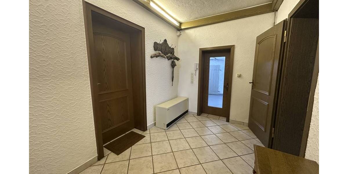 Einfamilienhaus Herten Langenbochum - 8 Zimmer, 215 m&sup2;, 350.000&euro; | Angebot:26142775