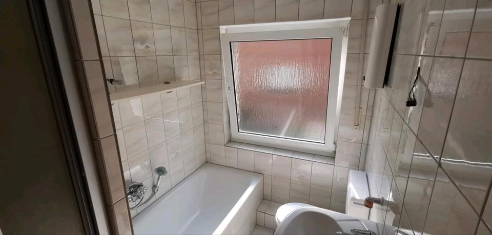 Erdgeschoßwohnung Essen Stadtbezirk VI - 2 Zimmer, 48 m&sup2;, 550&euro; | Angebot:25968687