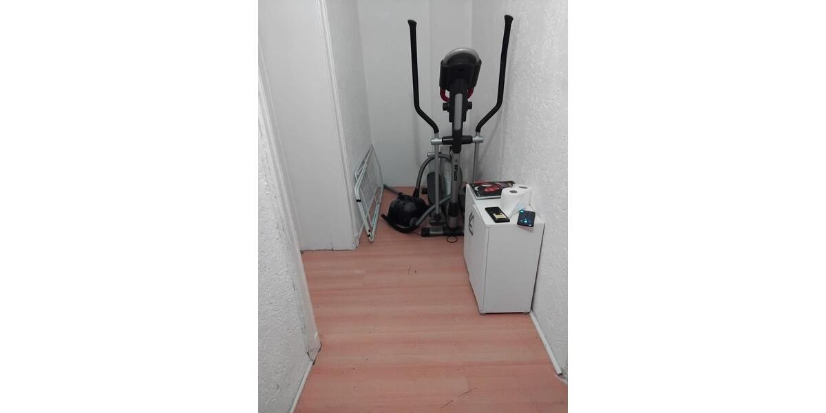 Dachgeschoßwohnung Bochum Bochum-Mitte - 4 Zimmer, 57 m&sup2;, 650&euro; | Angebot:25999453