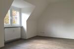 Dachgeschoßwohnung Essen Stadtbezirk IV - 2 Zimmer, 41 m&sup2;, 405&euro; | Angebot:25807030