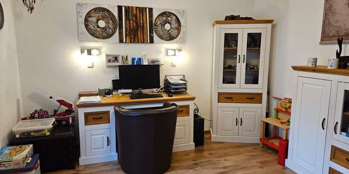 Mehrfamilienhaus, Wohnhaus Wetter (Ruhr) Volmarstein - 9 Zimmer, 184 m&sup2;, 499.000&euro; | Angebot:25747260