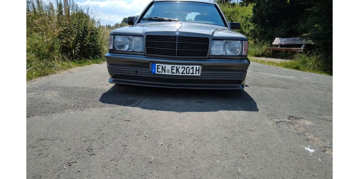 Mercedes-Benz 190 201.555 km 13.000 &euro; Hattingen 45227