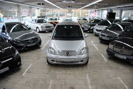 Mercedes-Benz A 160 210.000 km 1.950 &euro; Essen 45356
