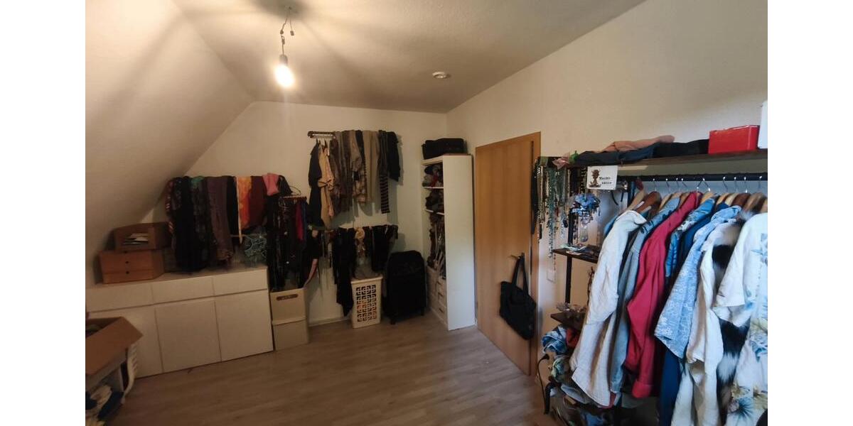 Dachgeschoßwohnung Gelsenkirchen Gelsenkirchen-Nord - 2.5 Zimmer, 50 m&sup2;, 289&euro; | Angebot:26699824
