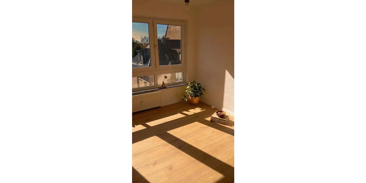 Etagenwohnung Gelsenkirchen Ückendorf - 4 Zimmer, 75 m&sup2;, 562&euro; | Angebot:25905027