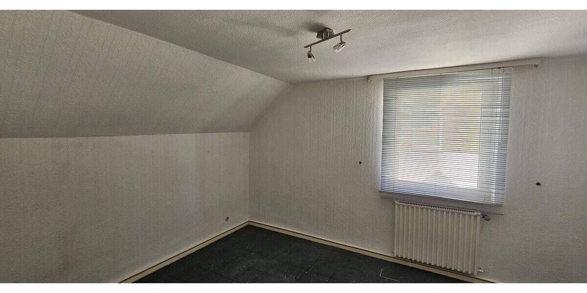 Doppelhaushälfte Essen Altenessen-Süd - 6 Zimmer, 132 m&sup2;, 335.000&euro; | Angebot:26585836