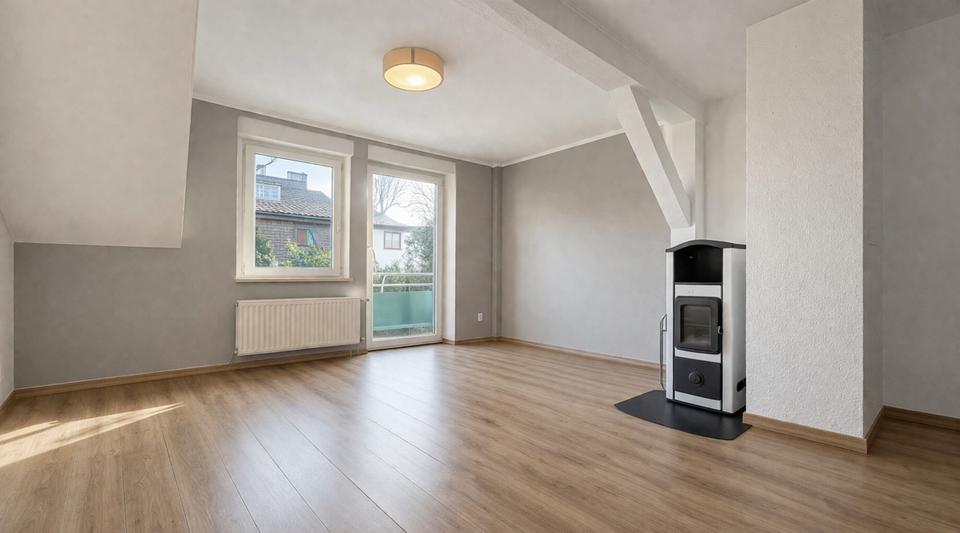 Dachgeschoßwohnung Ennepetal - 4 Zimmer, 86 m&sup2;, 750&euro; | Angebot:26048086