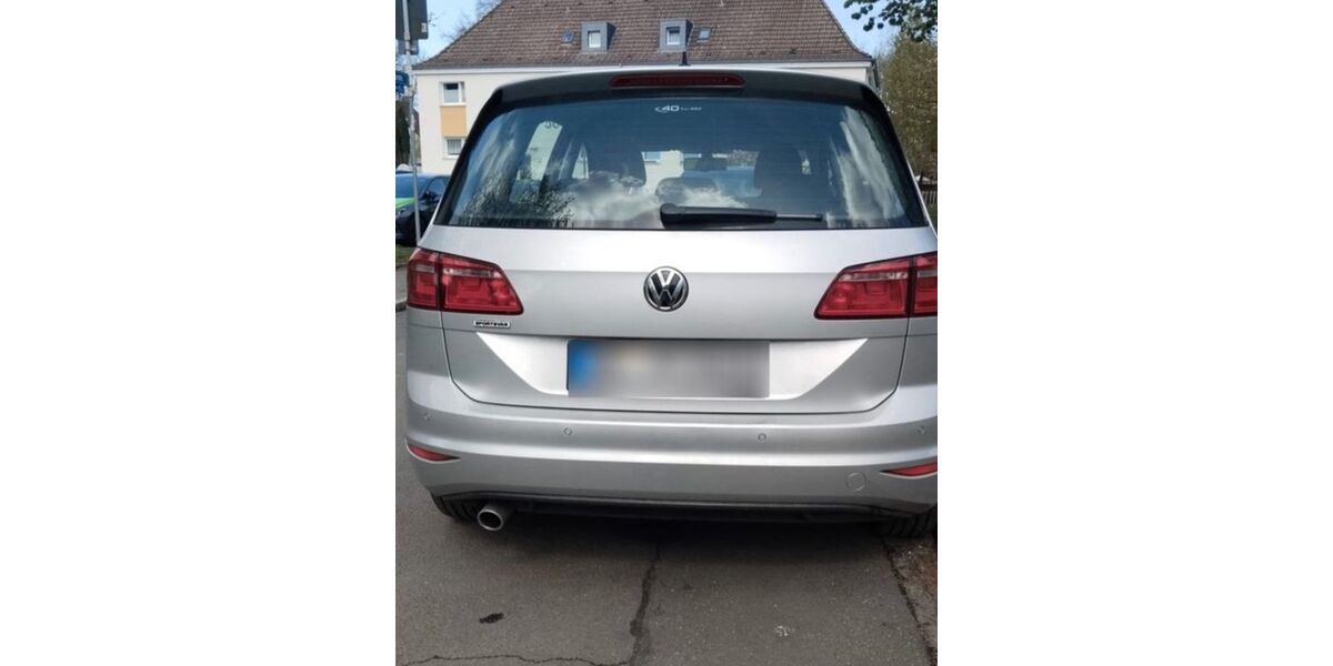 VW Golf Sportsvan 110.000 km 10.500 &euro; Dortmund 44339