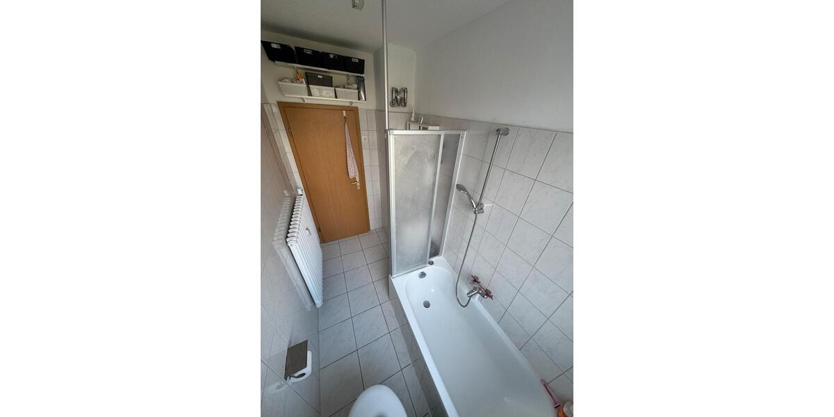 Etagenwohnung Essen Stadtbezirk VI - 2 Zimmer, 50 m&sup2;, 700&euro; | Angebot:25637303