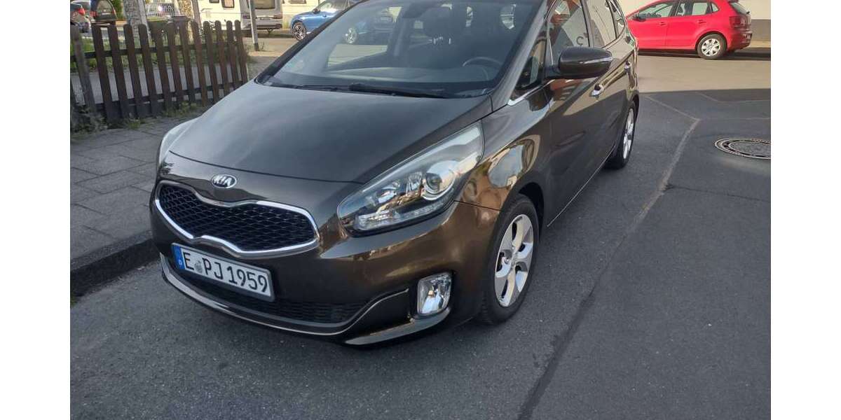 Kia Carens 158.000 km 9.500 &euro; Essen, Stadt 45279
