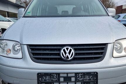 VW Caddy 144.000 km 6.700 &euro; Bottrop 46238