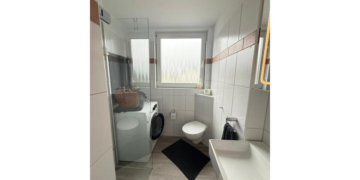 Dachgeschoßwohnung Essen Stadtbezirk III - 2 Zimmer, 53 m&sup2;, 1.480&euro; | Angebot:25247983