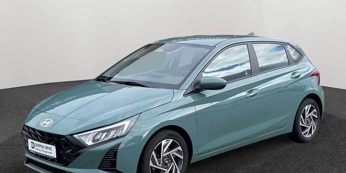Hyundai i20 24.688 km 17.490 &euro; Lüdinghausen 59348
