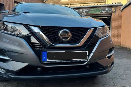 Nissan Qashqai 83.000 km 13.800 &euro; Castrop-Rauxel 44575