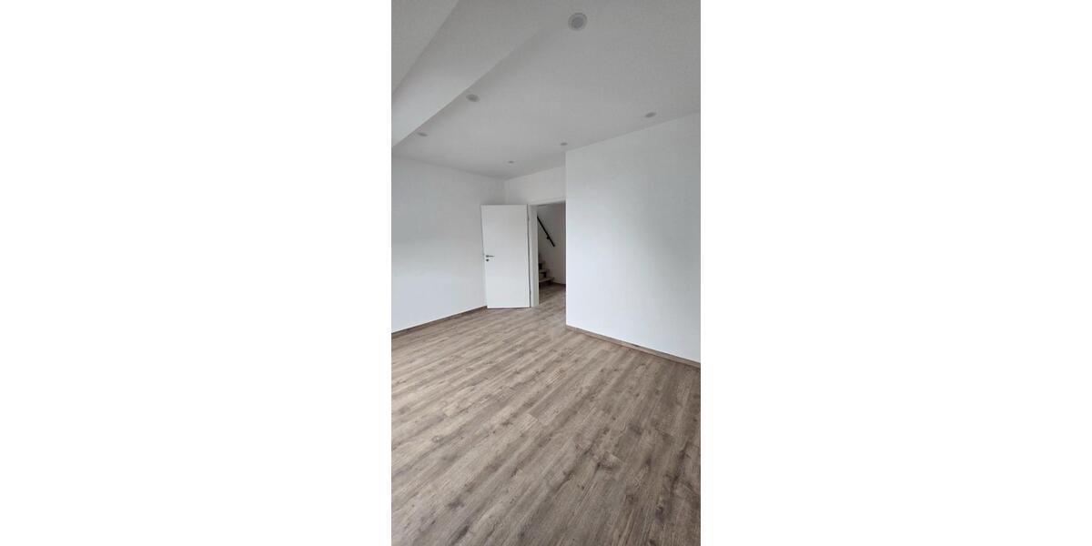 Maisonettenwohnung Gelsenkirchen Gelsenkirchen-Mitte - 4.5 Zimmer, 160 m&sup2;, 1.700&euro; | Angebot:25756655
