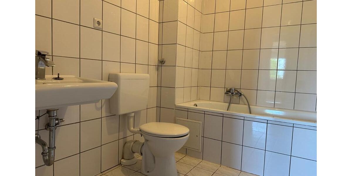 Etagenwohnung Kamen - 3 Zimmer, 73 m&sup2;, 98.000&euro; | Angebot:26690234