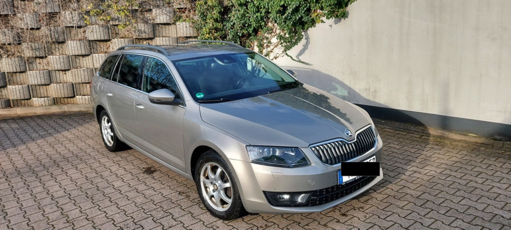 Skoda Octavia 304.000 km 9.099 &euro; Werne 59368