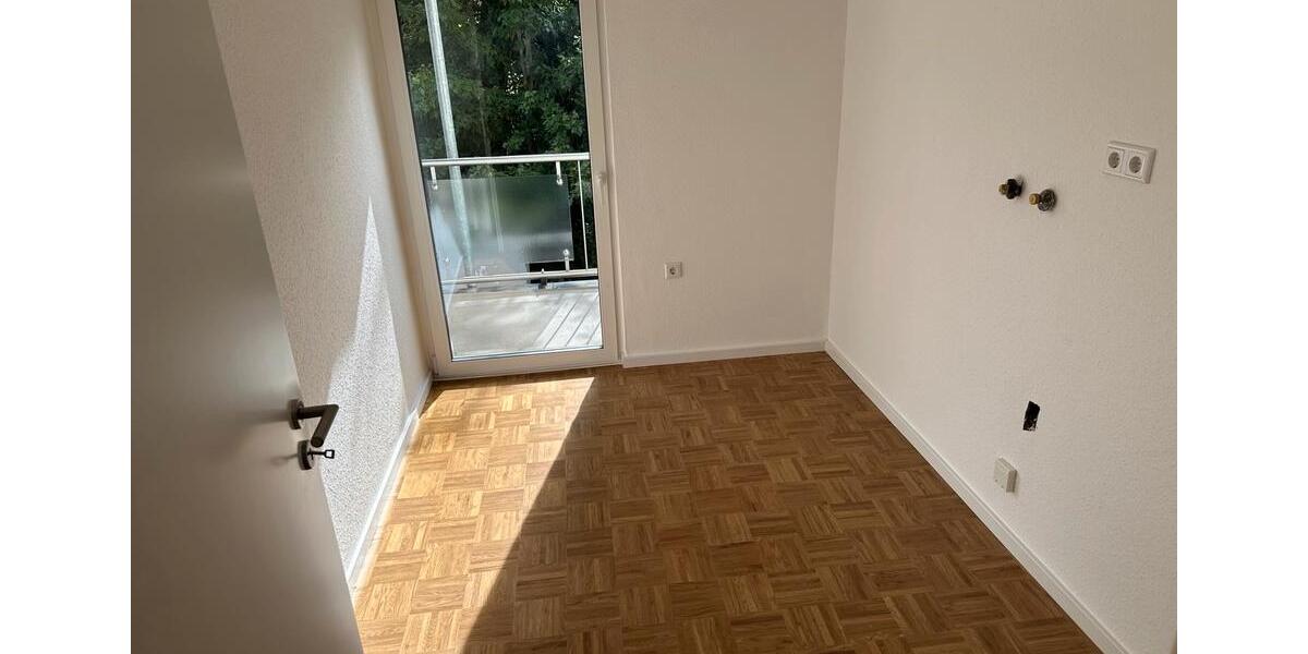Etagenwohnung Essen Stadtkern - 2.5 Zimmer, 70 m&sup2;, 790&euro; | Angebot:26610421