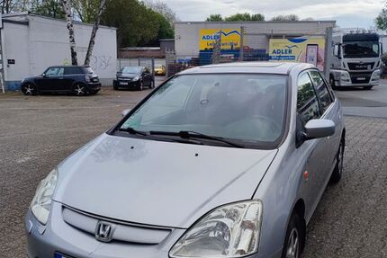 Honda Civic 181.900 km 2.200 &euro; Dortmund 44145