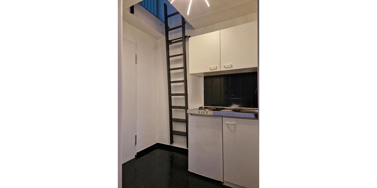 Dachgeschoßwohnung Essen Stadtbezirk V - 1 Zimmer, 34 m&sup2;, 50.000&euro; | Angebot:25719302