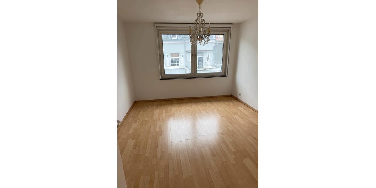 Hochparterre Dortmund Innenstadt West - 3 Zimmer, 87 m&sup2;, 907&euro; | Angebot:25945488