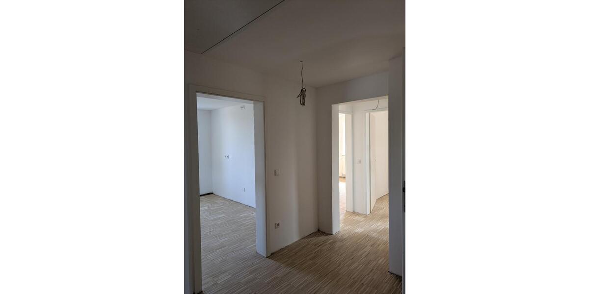 Dachgeschoßwohnung Kamen - 4 Zimmer, 83 m&sup2;, 790&euro; | Angebot:26407234