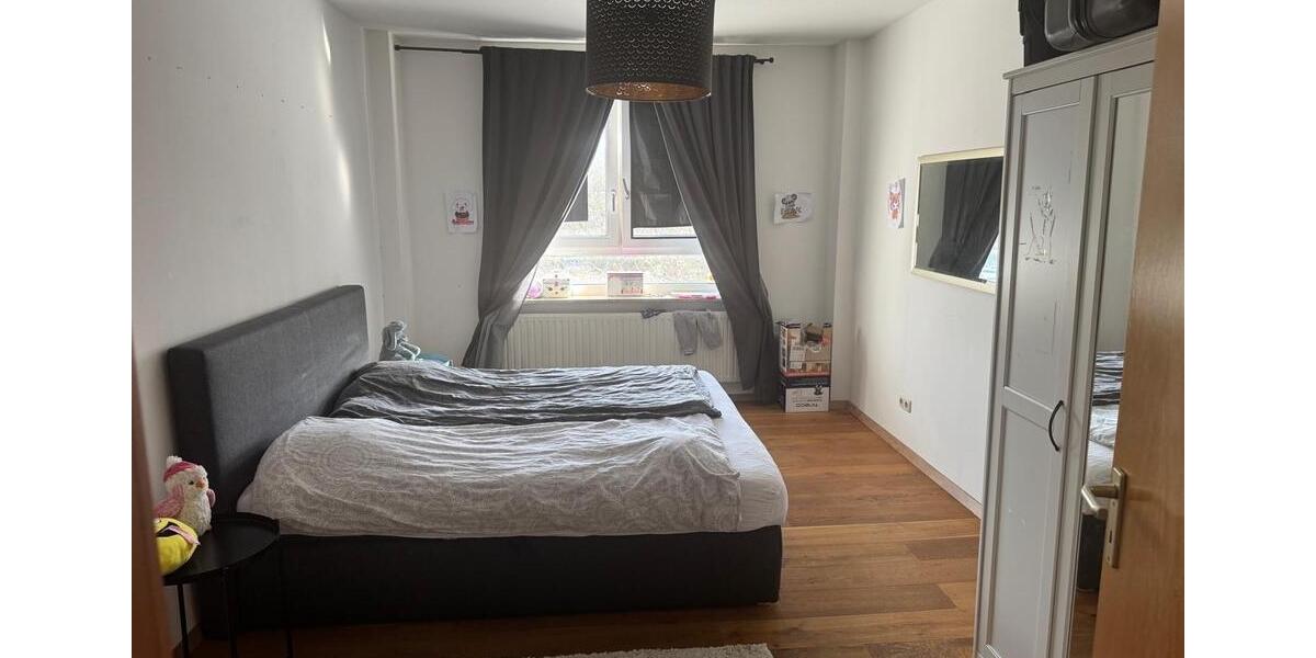 Etagenwohnung Essen Stadtbezirk III - 3 Zimmer, 75 m&sup2;, 1.020&euro; | Angebot:25709765