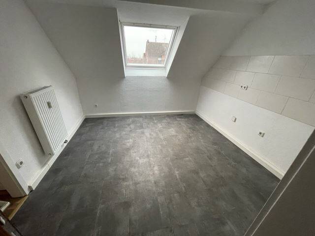 Etagenwohnung Gelsenkirchen Rotthausen - 3 Zimmer, 72 m&sup2;, 395&euro; | Angebot:25778463