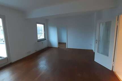 Wohnung Essen Südviertel - 3 Zimmer, 69 m&sup2;, 600&euro; | Angebot:24868509